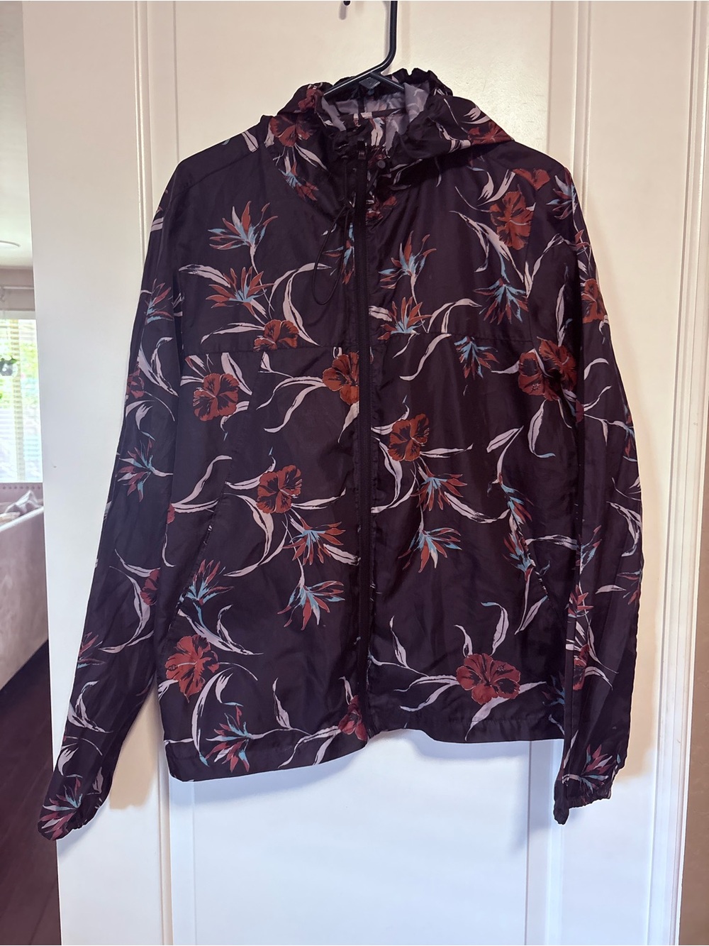 Women’s Sunrise Kingdom Black Floral Windbreaker Jacket Full Zip Medium
